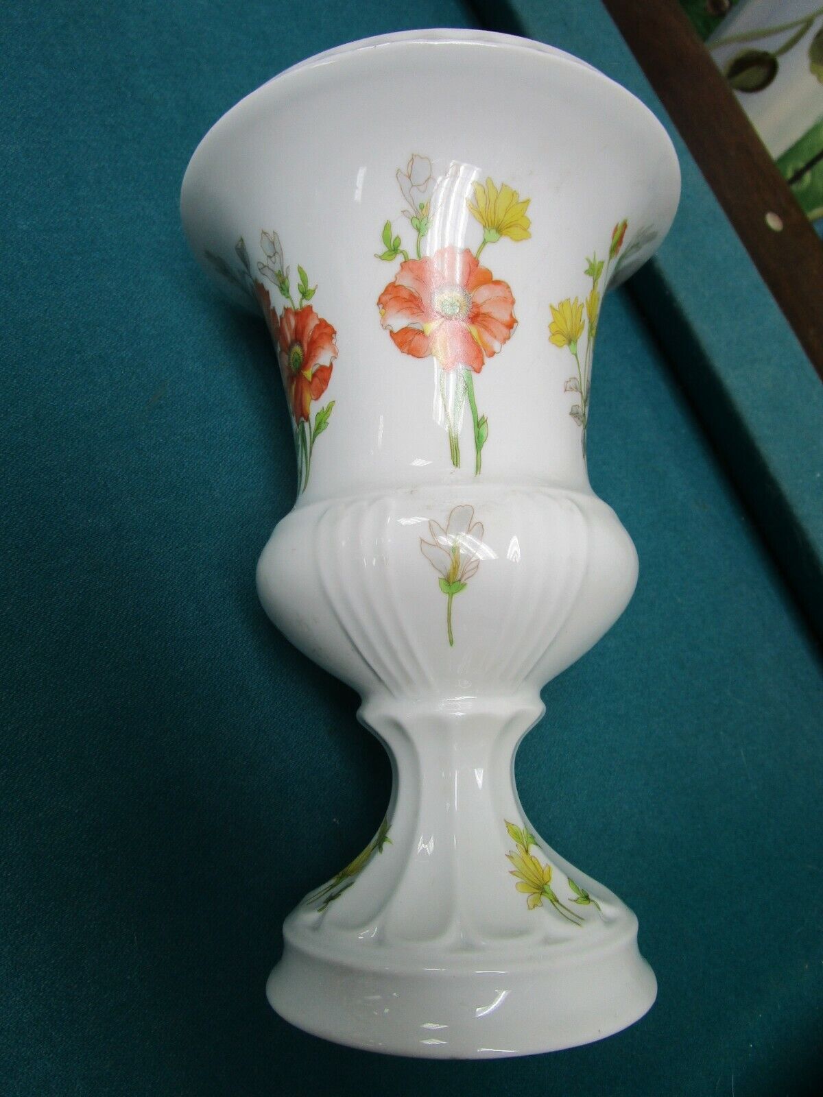 ANITA CZECH POTTERY FLORAL OPEN URN 9 X 6" PEDESTAL VASE[sw2]