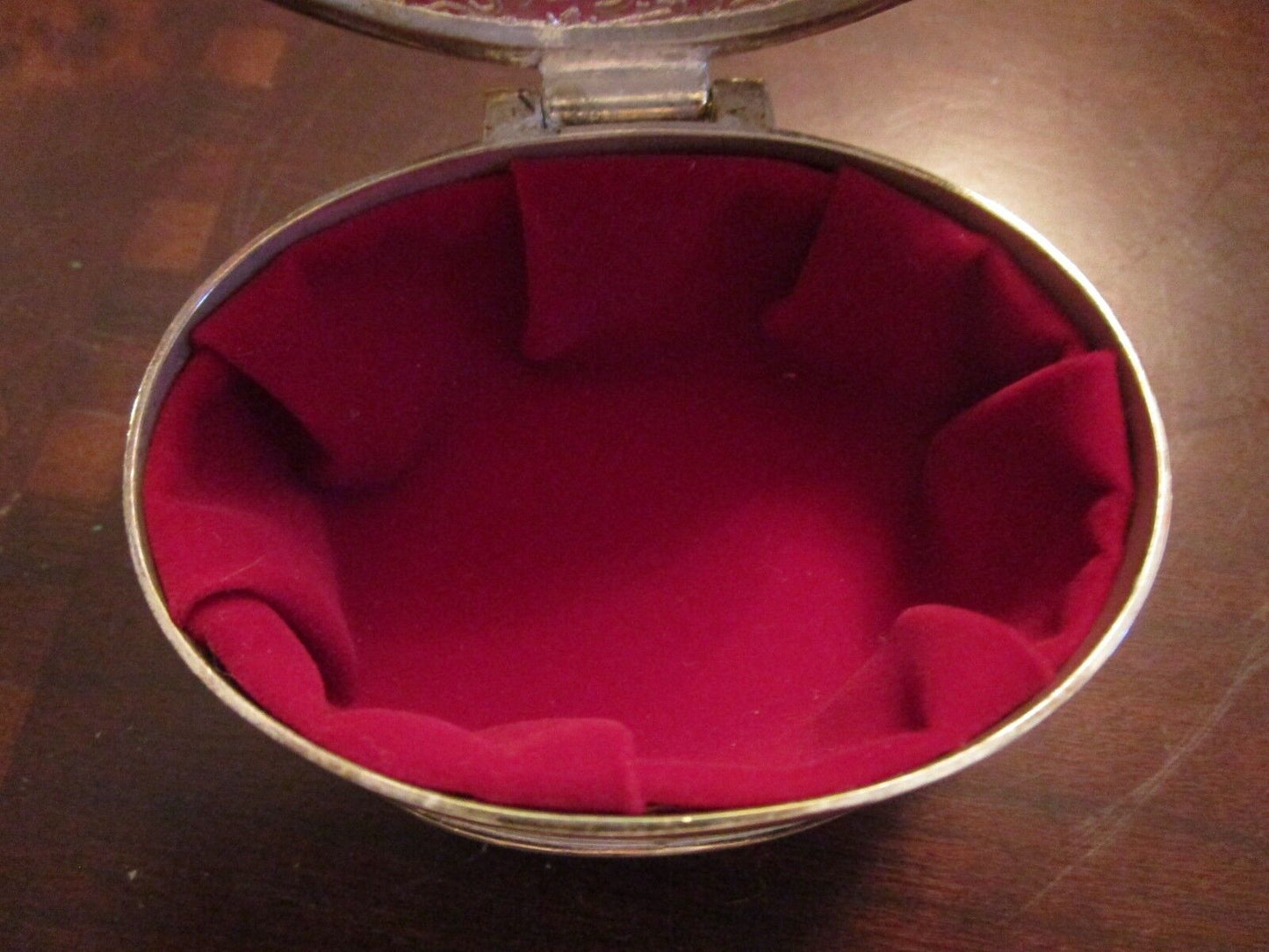 TRINKET JEWELRY RING BOX VELVET INSIDE [a3]