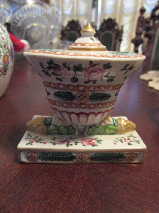 Porcelaine De Paris 1940s Ink Well 4 X 4" [*1ST]