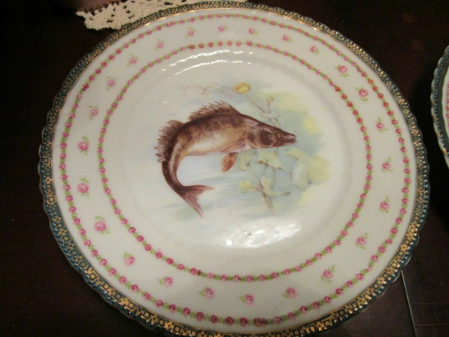 VICTORIA AUSTRIA CARLSBAD LATE 1800s FISH PLATES, GARLAND PLATTER, PORTRAIT VASE