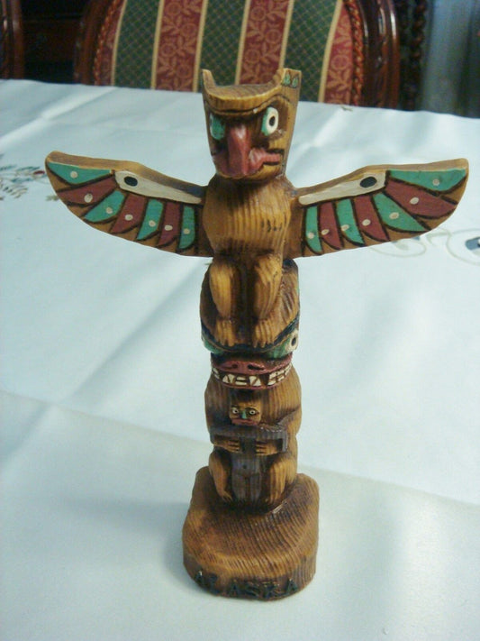 Totem from Alaska, paperweight figurine 6 1/2" tall resine  [pprweight]