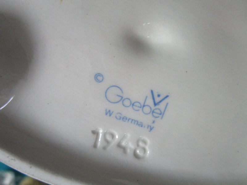 HUMMEL 3 FIGURINES LOT: FAVORITE PET - SMART LITTLE SISTER - BARNYARD HERO TM5