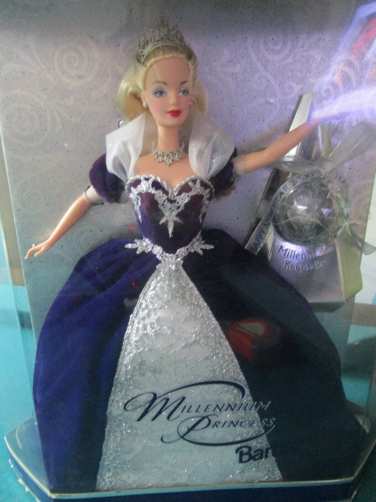 2000 Special Millennium Princess Edition - Barbie - NEW  with 2000 ornament