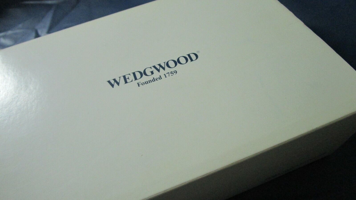 WEDGWOOD ENGLAND BOWL WITH POTPOURRI 3 X 4 1/2" NEW IN BOX