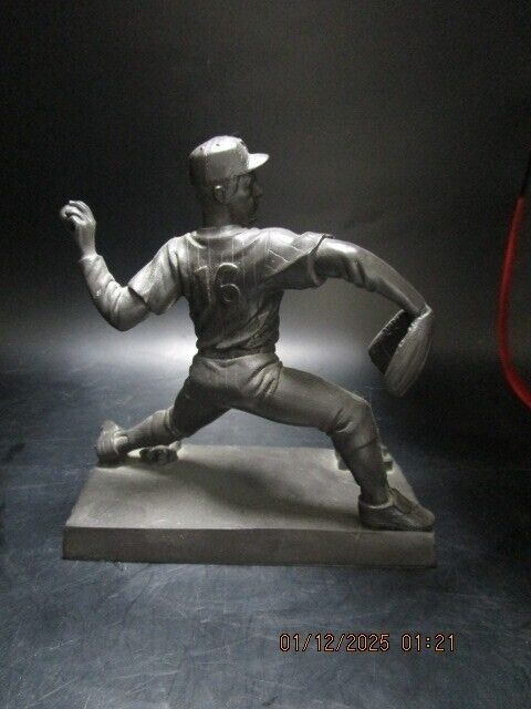 WHITEY FORD FIGURINE COLLECTIBLE BEISBOL 5 1/2" ^^