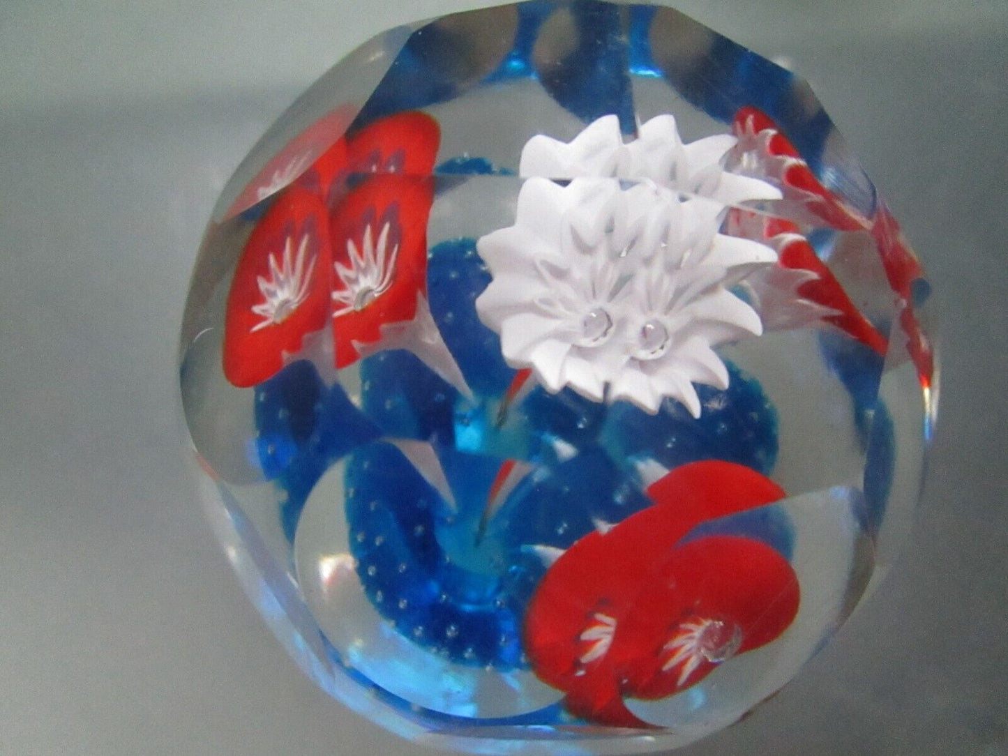 ART GLASS PAPERWEIGHT BUBBLES 3 1/2" PPWE