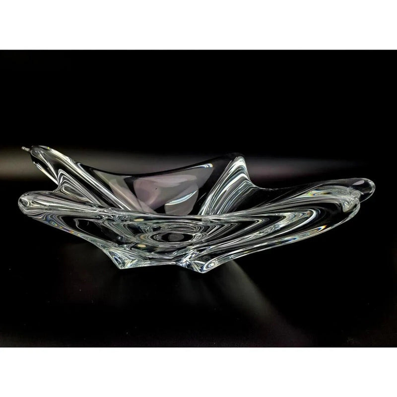 Large sculpture bowl centerpiece Bird in Flight by Daum, France, 17.5"