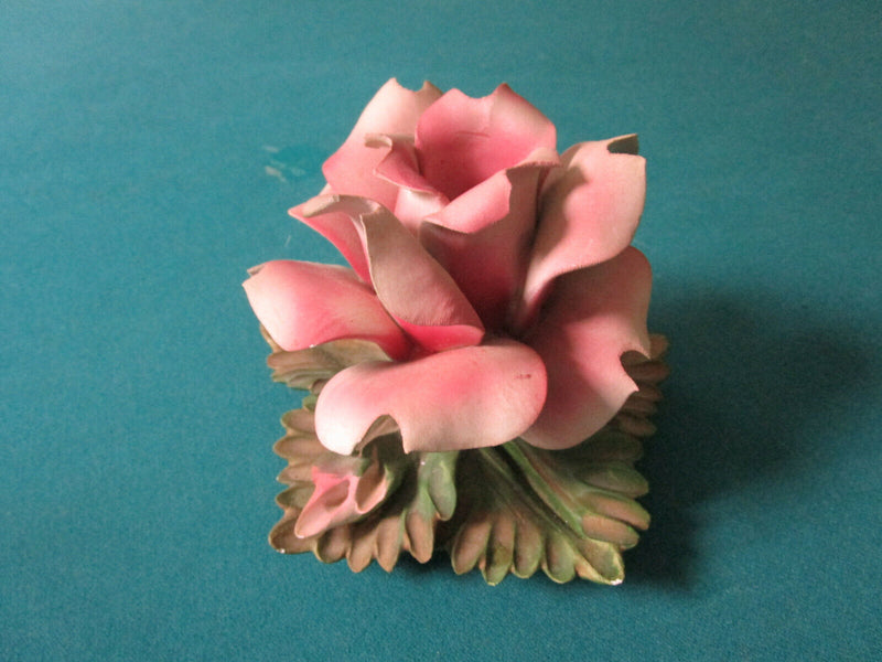 CAPODIMONTE ITALY MIDCENTURY PLATES, COVERED BOX CERAMIC BOUQUET FLOWERS PICK 1^