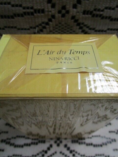 Nina Ricci Fragrances  L'air Du Temps Parfume  for Women 15ML