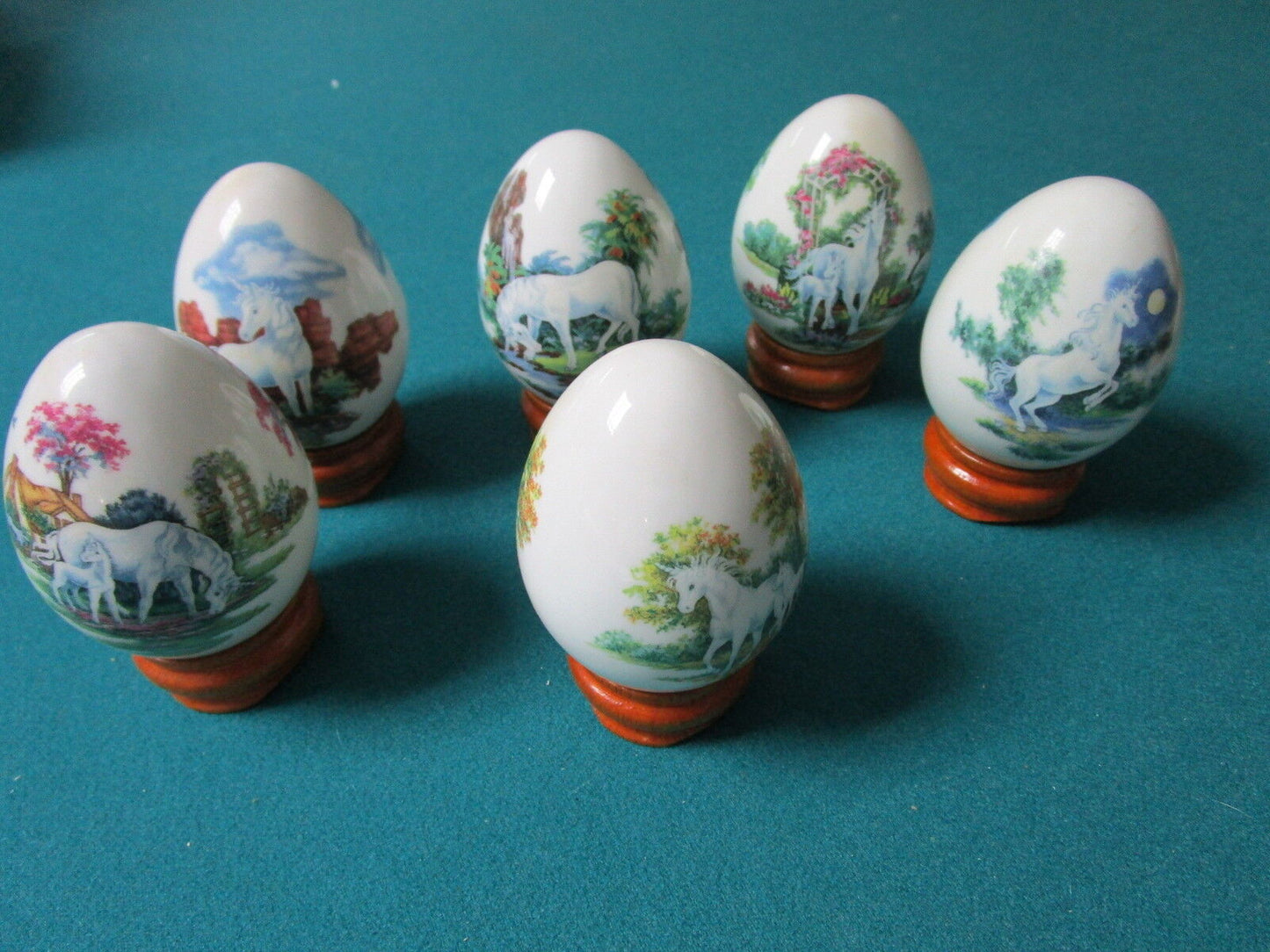 1993 The Princeton Gallery ENGLAND 6 collection eggs unicorns,  wooden bases