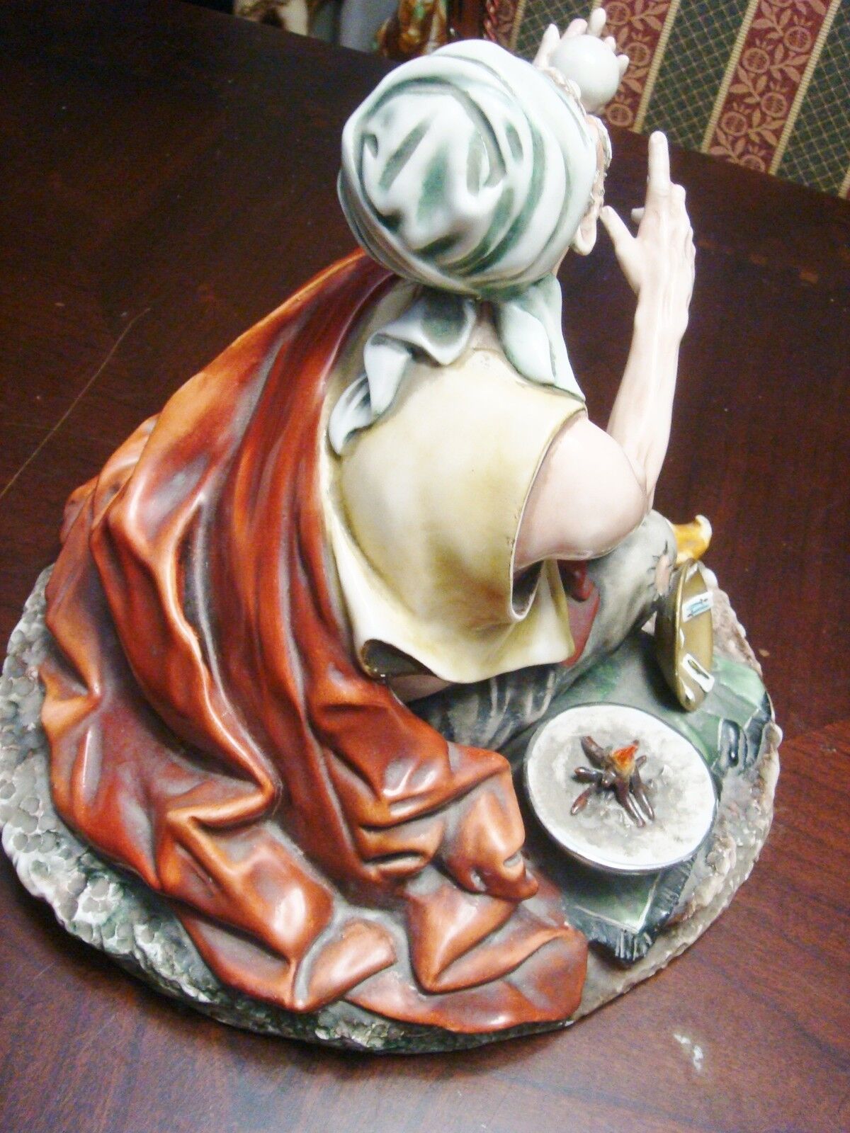 VBCM italy lav. a mano by Vincenzo Bertolotti Italy figurine THE FORTUNE TELLER