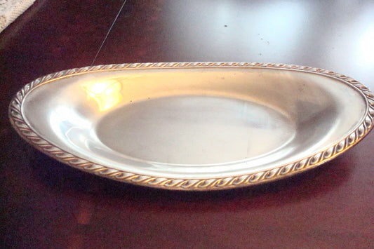 Wm Rogers/Oneida silverplate boat tray twisted rope around the rim ORIGINAL