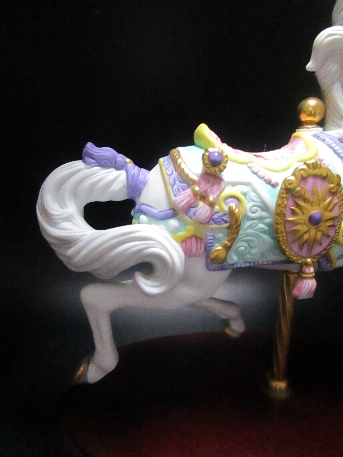 LENOX CAROUSEL HORSE CHRISTMAS PURPLE PLUME