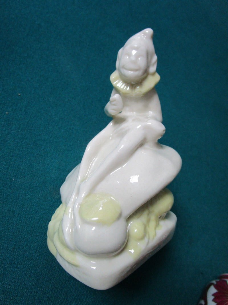 Belleek Elf / Gnome Leprechaun Figurine 5" [*BELL] GREEN MARK