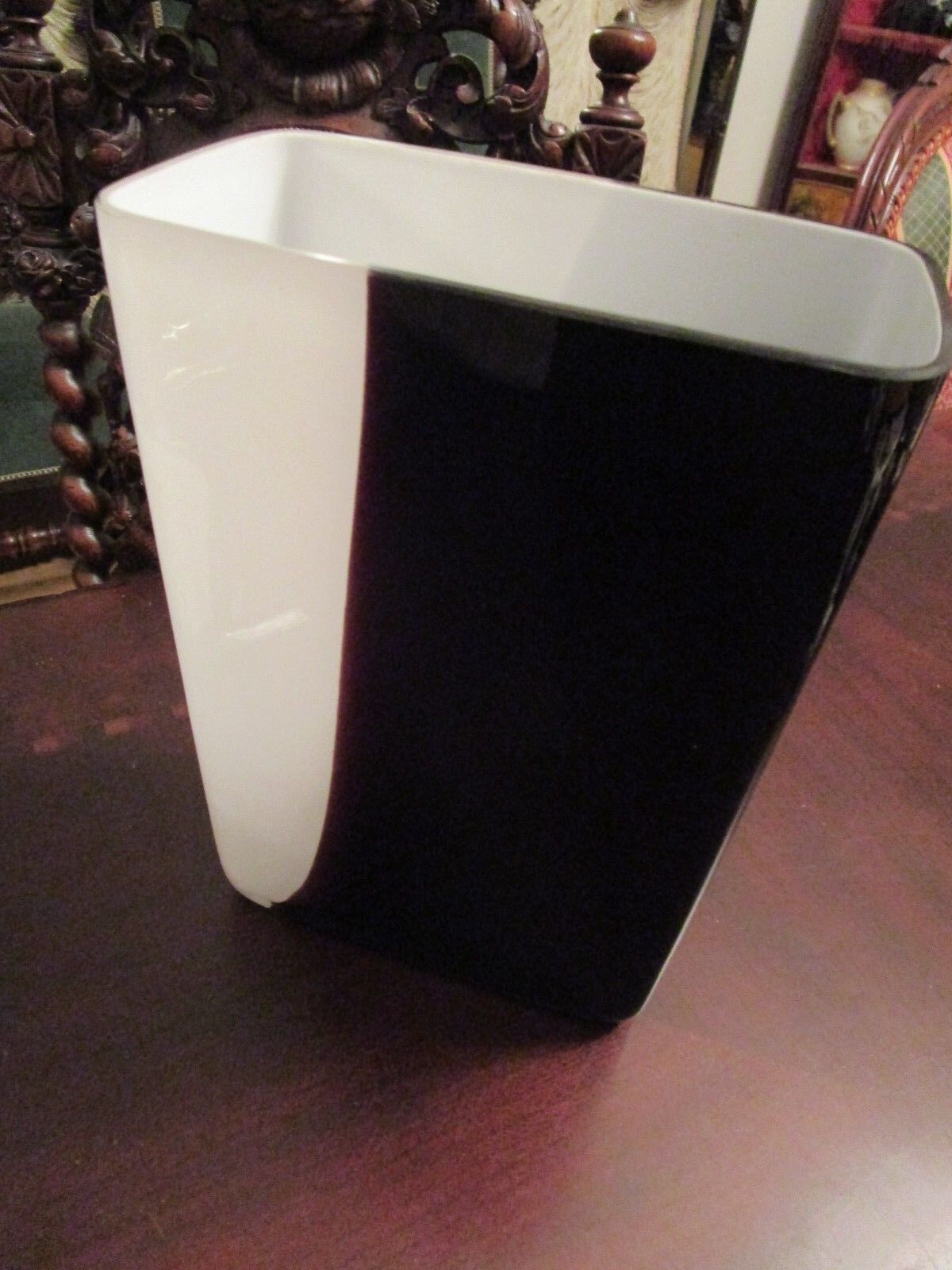 ALICJA POLAND CRYSTAL VASE WHITE AND BLACK 10 X 4 X 7"