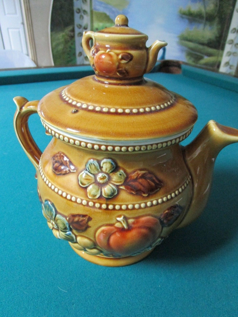 CERAMIC VINTAGE YELLOW COOKIE JAR TEA POT SHAPE 10 1/2" [POTT3]