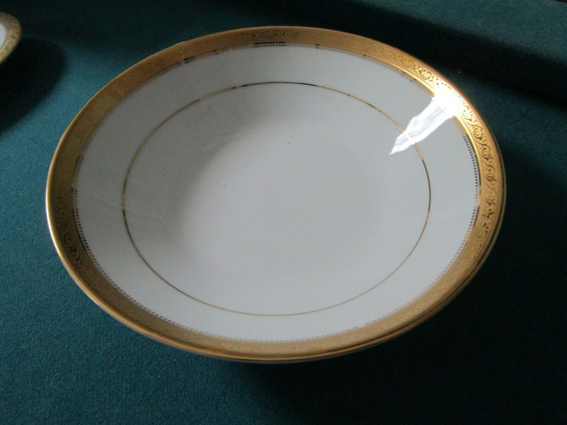 Noritake China Gold Rim Signature Gold Collection Plates Oval Tray Pick 1