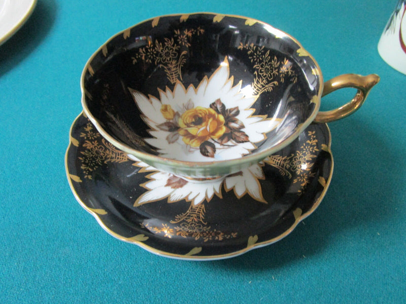 Royal Sealy Japan Mid Century  Floral Cup And Saucer [86]