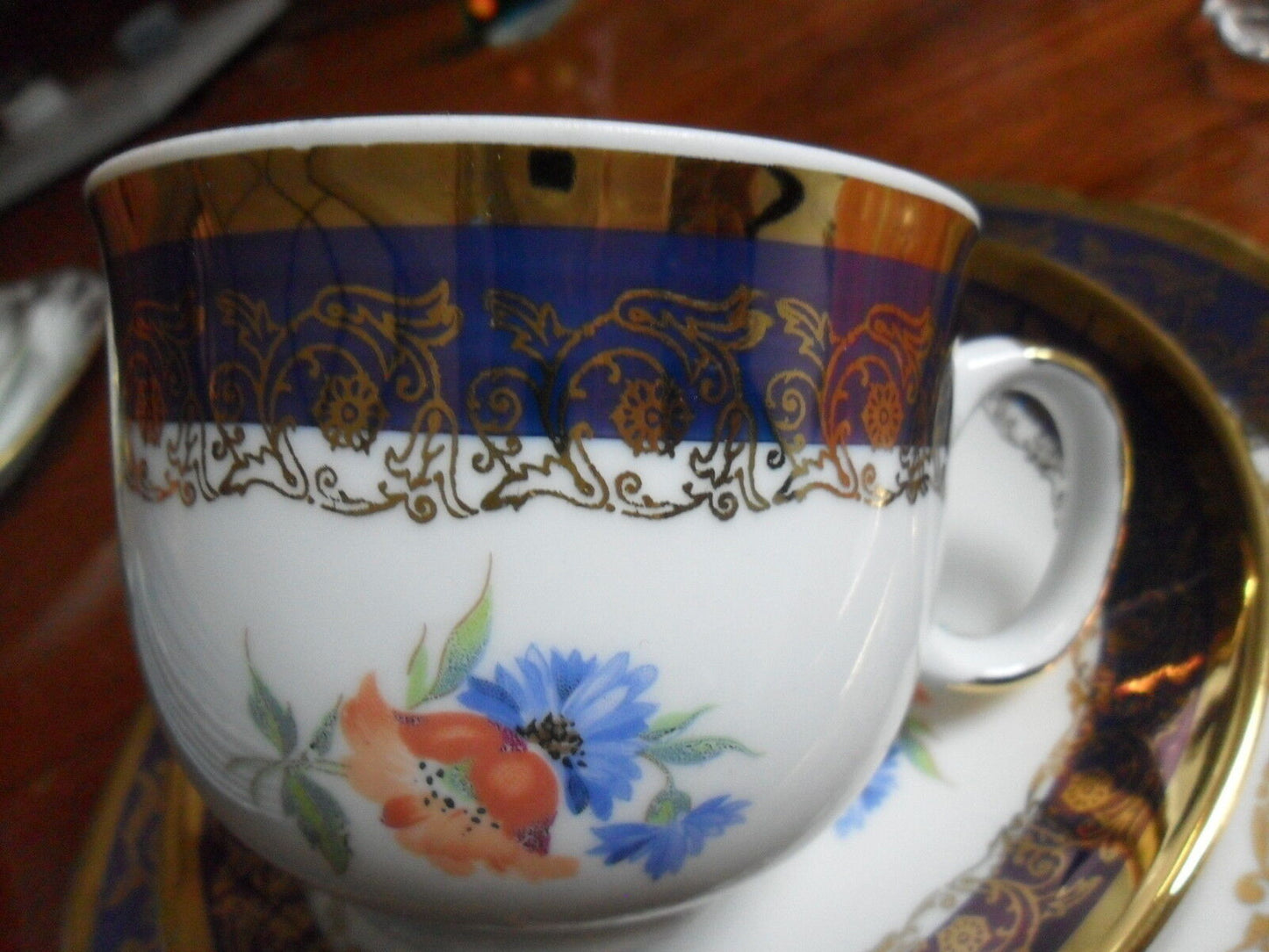 Vintage  gold cobalt and flowers trio cup, saucer and plate gorgeous[60k]