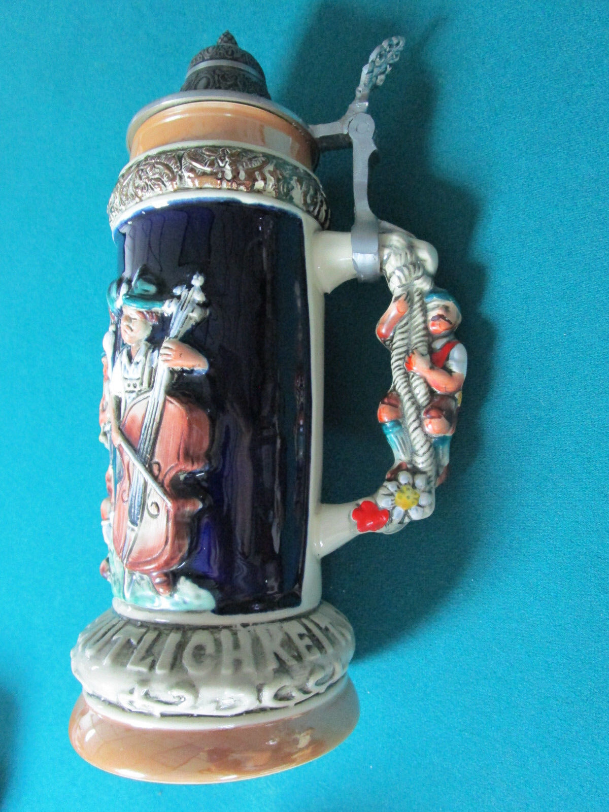 VINTAGE ORIGINAL KING BEER STEIN NEW STAMPED 10" PROSIT PERSON IN HANDLE