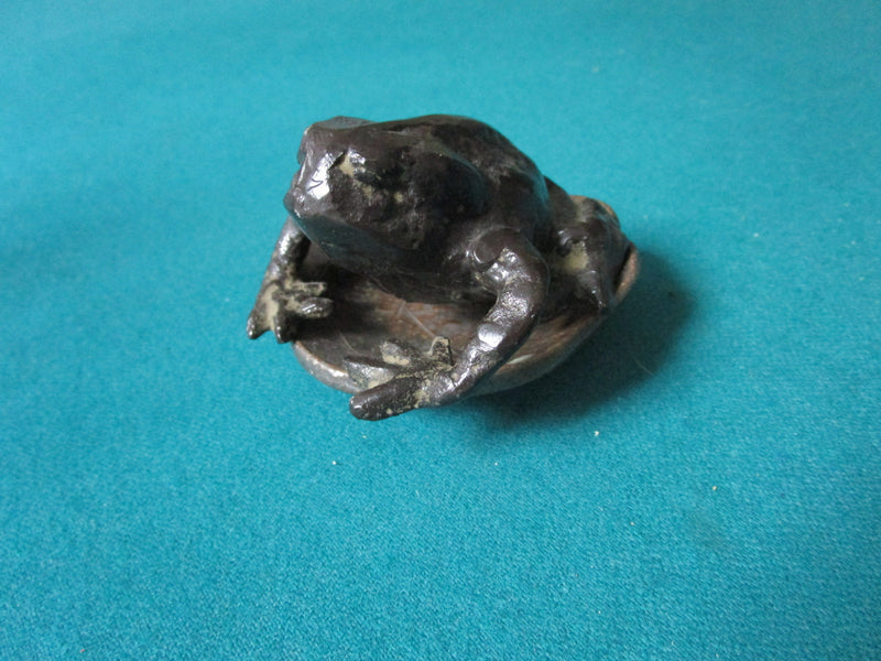 CHINESE BRONZE FROG ON CERAMIC LEAF 2 X 3" PAPERWEIGHT