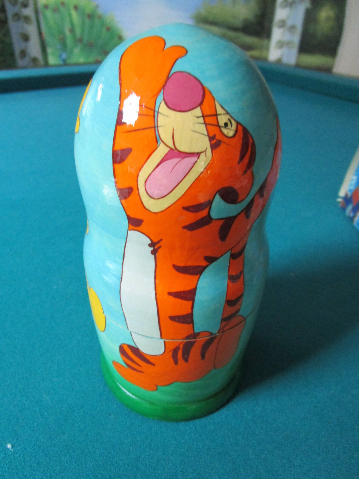 WINNIE THE POOH NESTING 6 DOLLS 8' THE OUTSIDE DOLL ORIGINAL