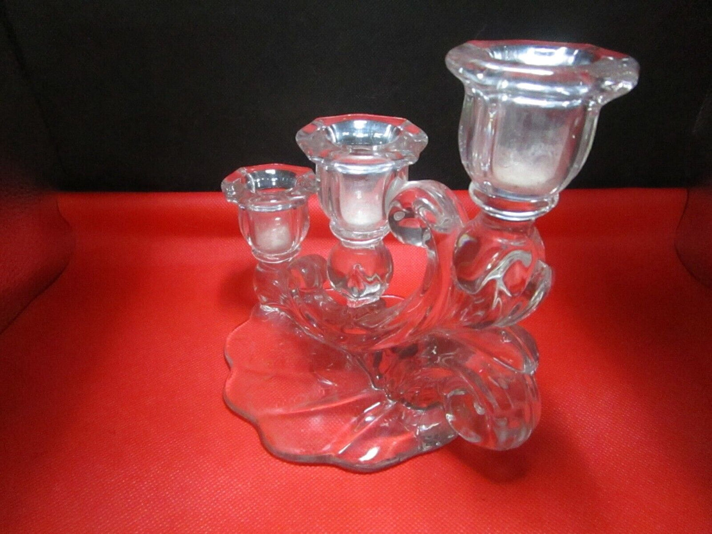 Cambridge glass three lights candleholder 6 x7"