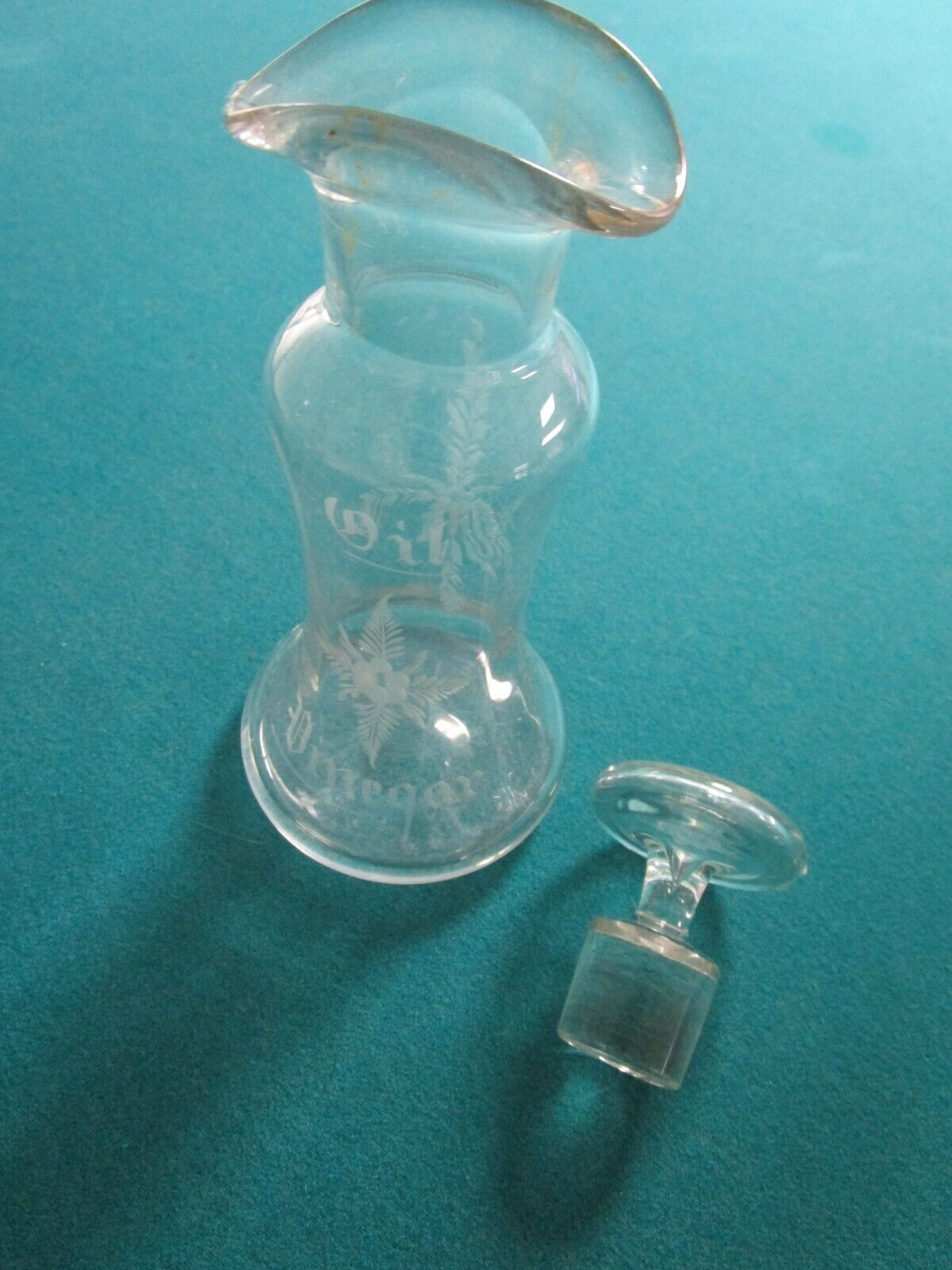 VICTORIAN ANTIQUE GLASS ETCH CRUET OIL-VINEGAR