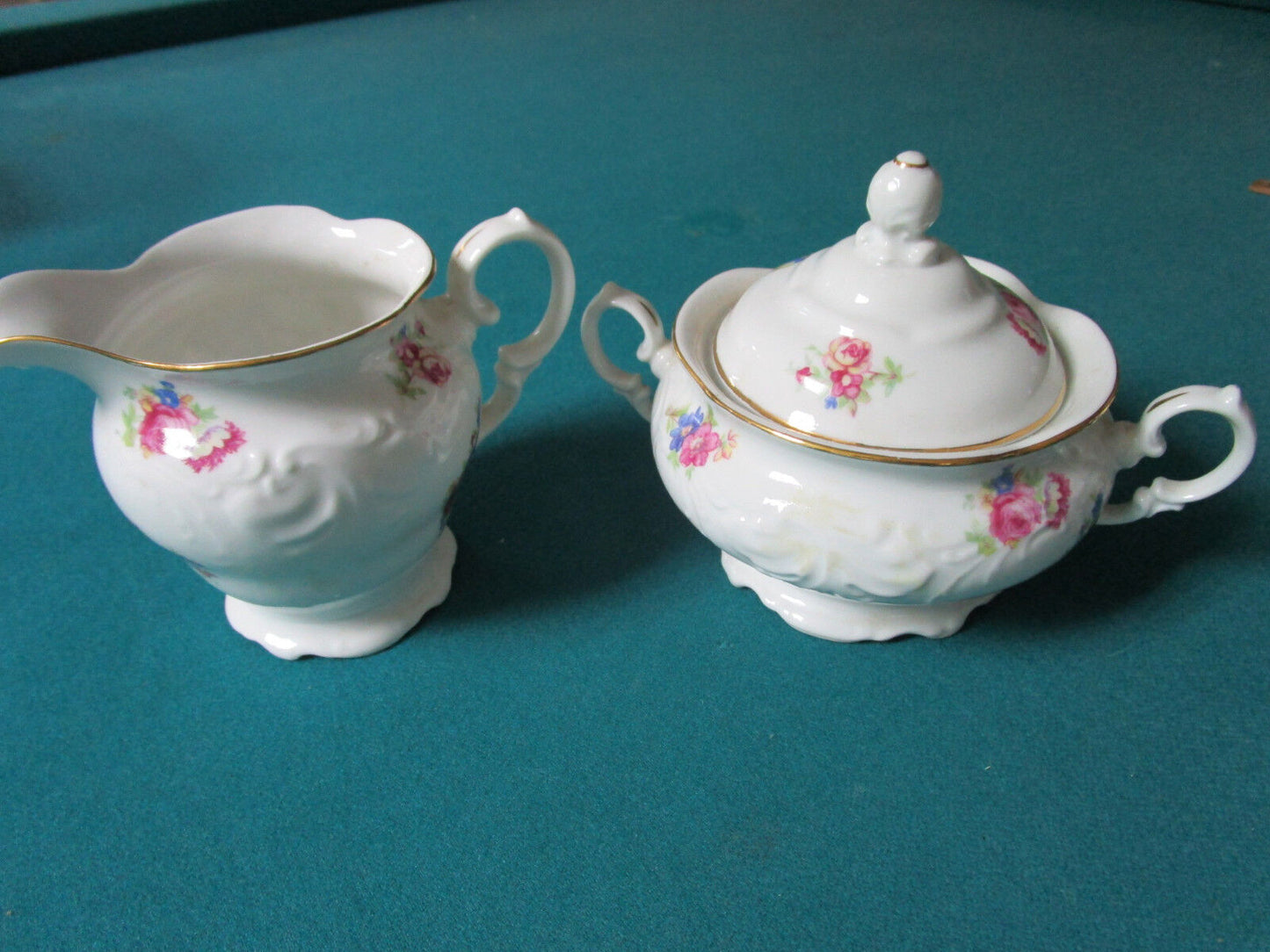 WALBRZYCH POLAND CREAMER AND SUGAR FLORAL ORIGINAL [61]