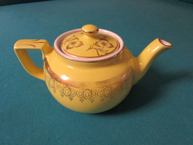 Hall Usa Pottery Teapot Yellow, Orange And Shakers - Pick1 ^^