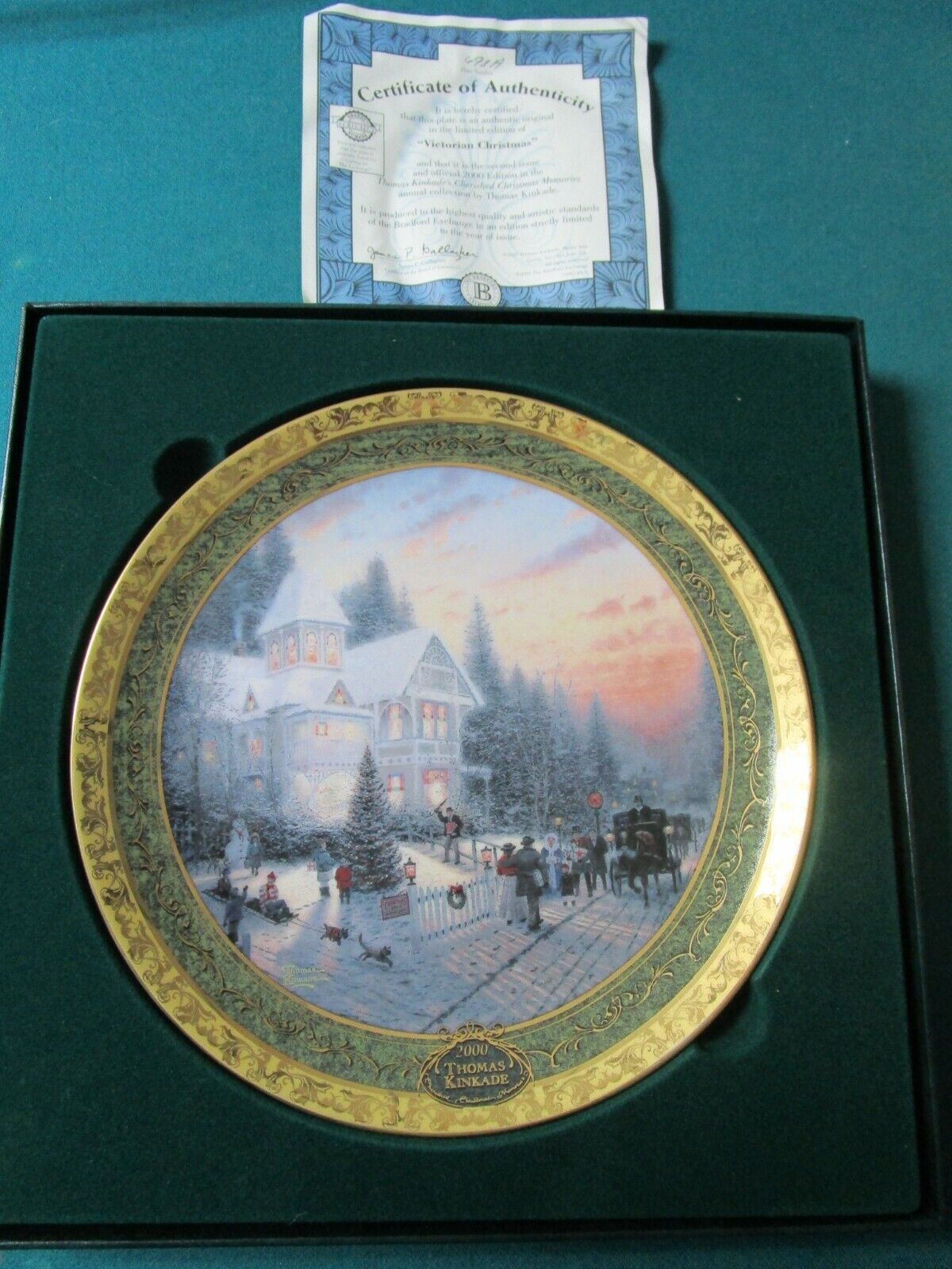 THOMAS KINKADE PLATE VICTORIAN CHRISTMAS 9 1/4 NEW CERTS original