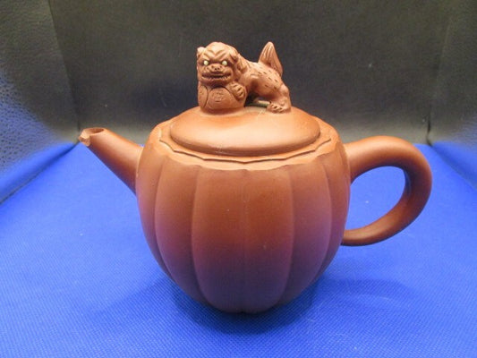 CHINESE Yixing pumpkin shape clay teapot with a foo dog on the lid