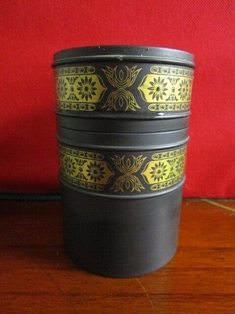 WEDGWOOD CIGARRETTE COVERED HOLDER JASPERWARE  TRINKET GREEN / BLACK BOX PICK 1