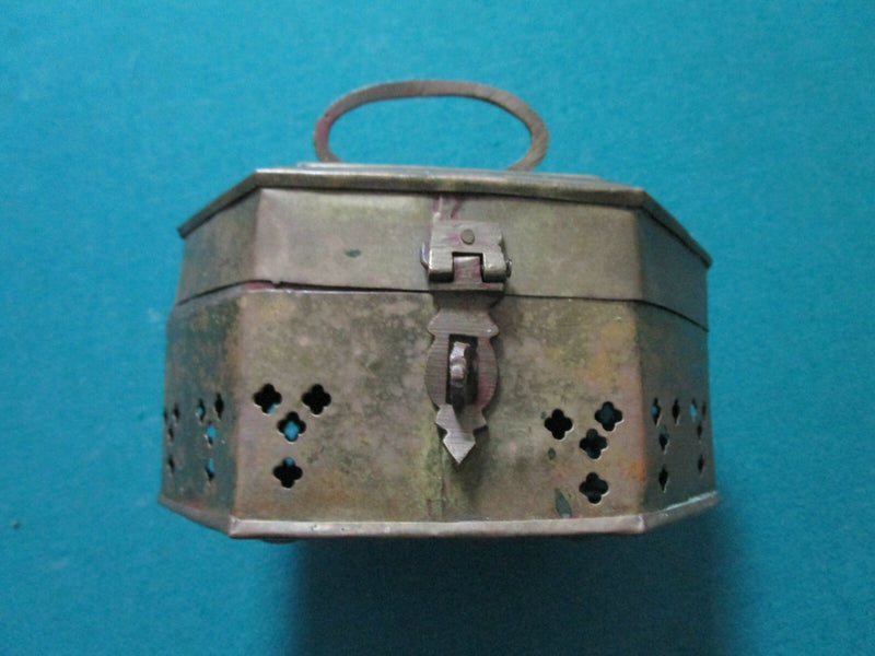 ANTIQUE CHINESE BRASS CRICKET BOX PICK 1