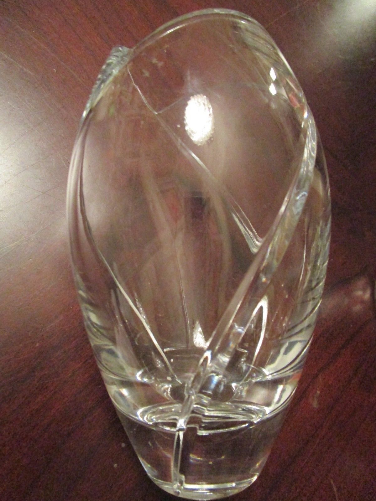 TIFFANY AND CO. PETAL CRYSTAL CUT VASE 8 1/2 X 5"