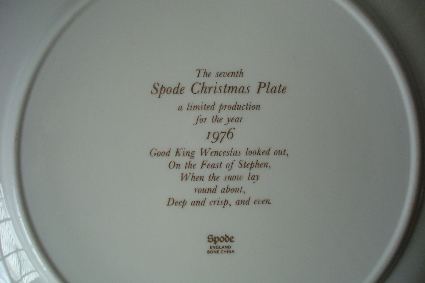 1976 Christmas Plate Spode England NIB, 7th issue, with certs, 8" diam[am8]