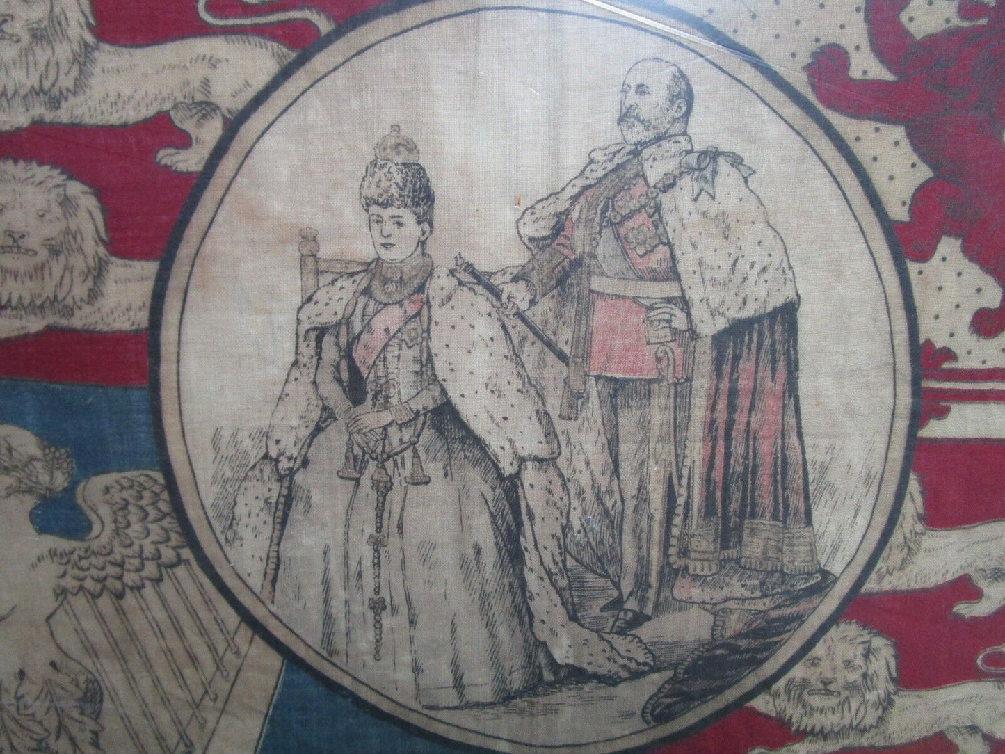 1920S KING Edward VII and Alexandria RED SCARF WITH ENGLISH EMBLEMS [*ART]