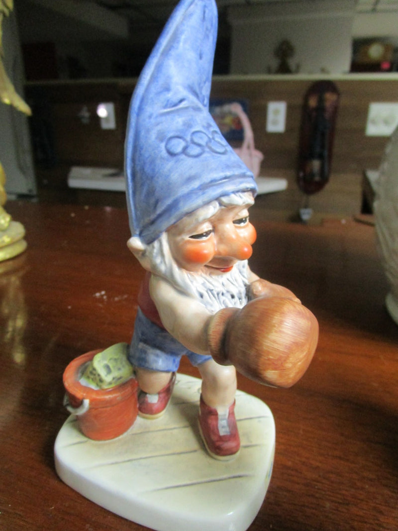Gnome Goebel Max The Boxer Figurine [=]