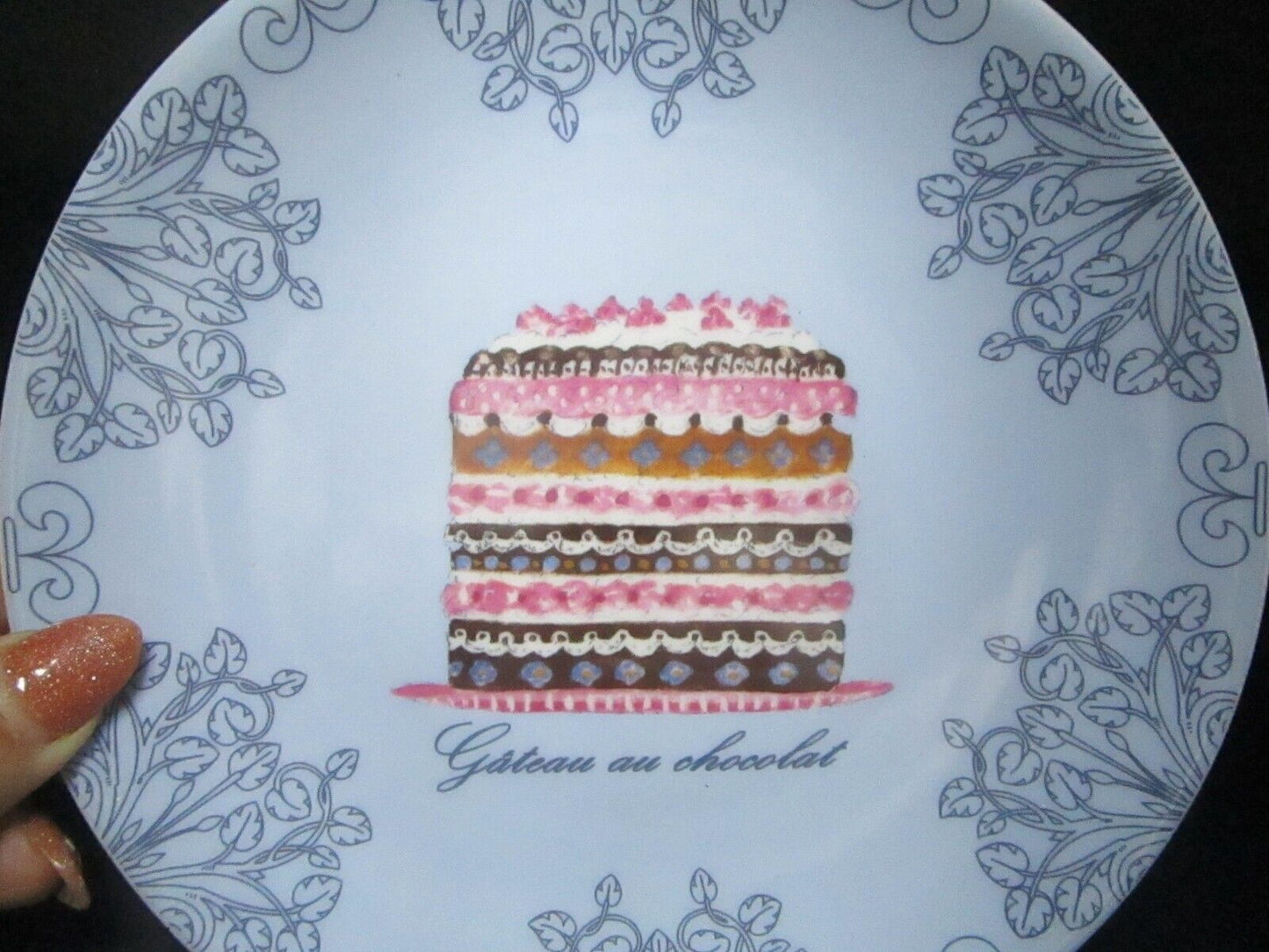 Cordon Bleu 2 cake plates 6 1/2" in box