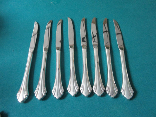 Oneida Bittersweet Discontinued 8 Steak Individual Serrated Knives  9"