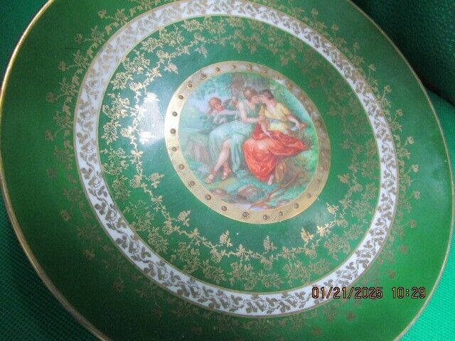 CURIO PLATE MADE IN GERMANY 8 1/2" FIGURAL GOLD RIM ^^