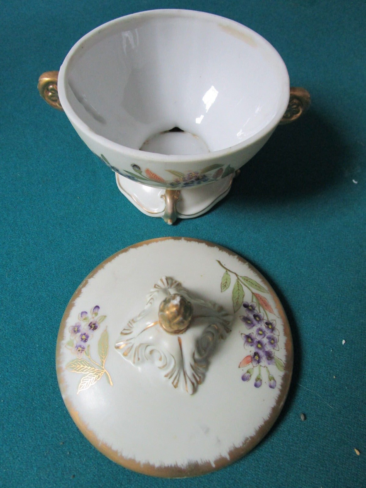 20 TH CENTURY COVERED DISH BOWL MADE IN JAPAN 6 X 6" FLORAL AND GOLD