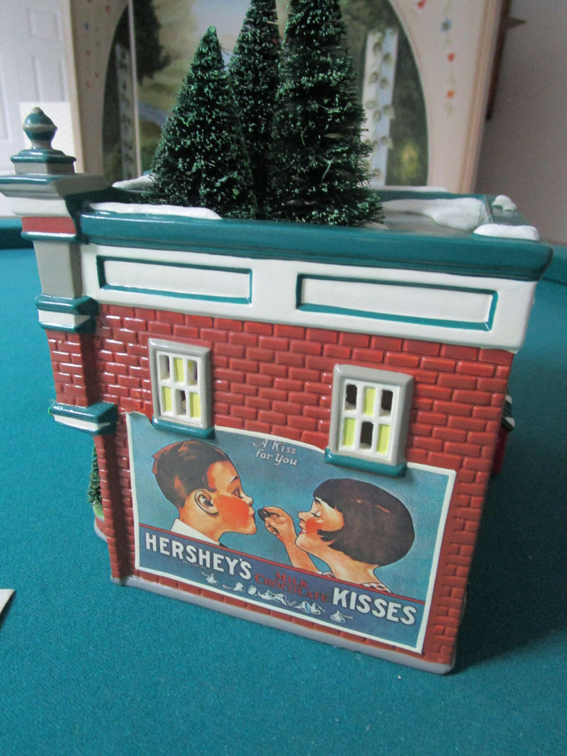 Hershey Chocolate Shop Lighted House Dept 56- 9" Original