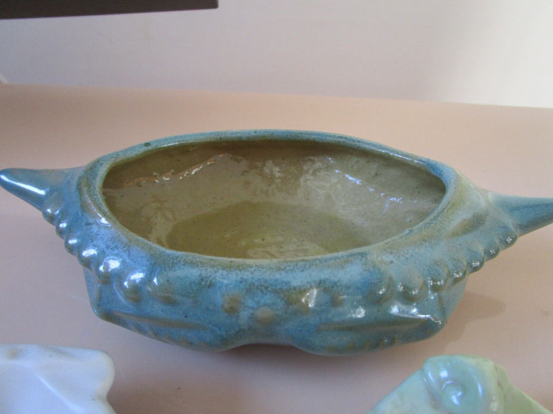 SEA WORLD PIECES 3 PIN DISHES AND STAR 4PCS RARE [170J]