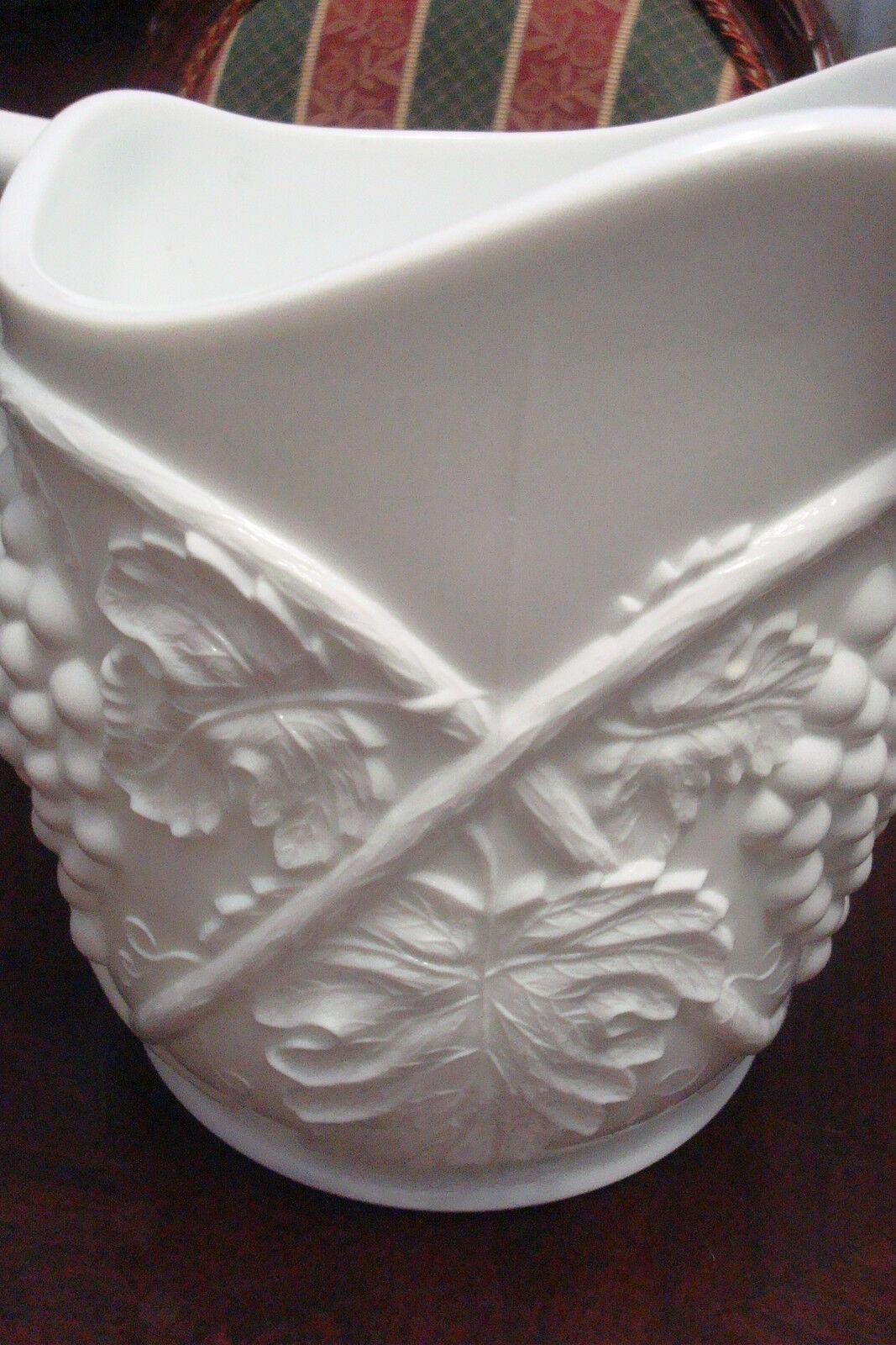 Vintage Duncan and Miller Glass Grape Pattern Milk Glass 7" pitcher  [MILKGL2]