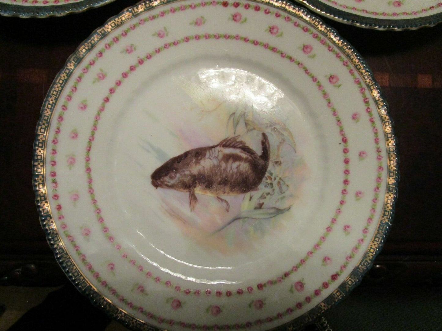 VICTORIA AUSTRIA CARLSBAD LATE 1800s FISH PLATES, GARLAND PLATTER, PORTRAIT VASE