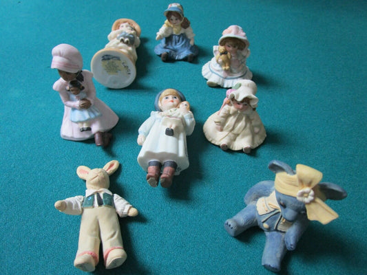 8 JAN HAGARA PORCELAIN MINI DOLLS 2/3" NEW IN BOX LOT