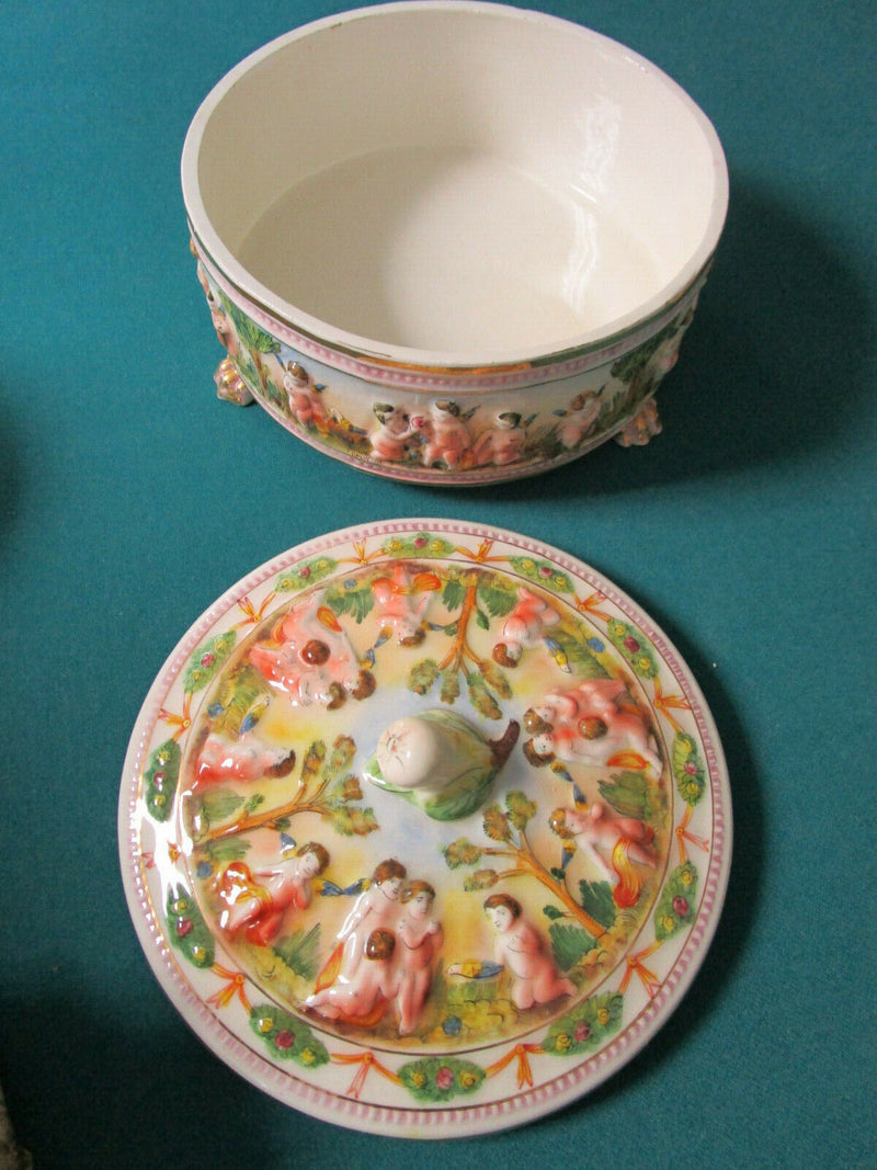 CAPODIMONTE ITALY MIDCENTURY PLATES, COVERED BOX CERAMIC BOUQUET FLOWERS PICK 1^