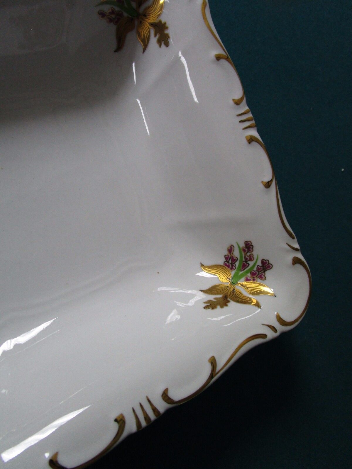 ZSOLNAY HUNGARY SQUARE BOWL GOLDEN IRIS FLOWERS 1940s[ZS]