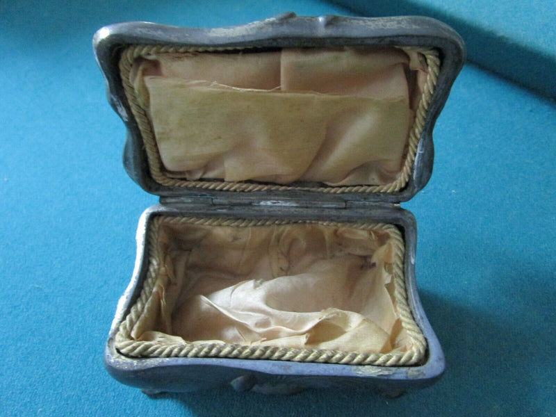 CHINESE LACQUER JEWELRY TRINKET BOX ART NOUVEAU VANITY METAL BOX PICK 1 ^^